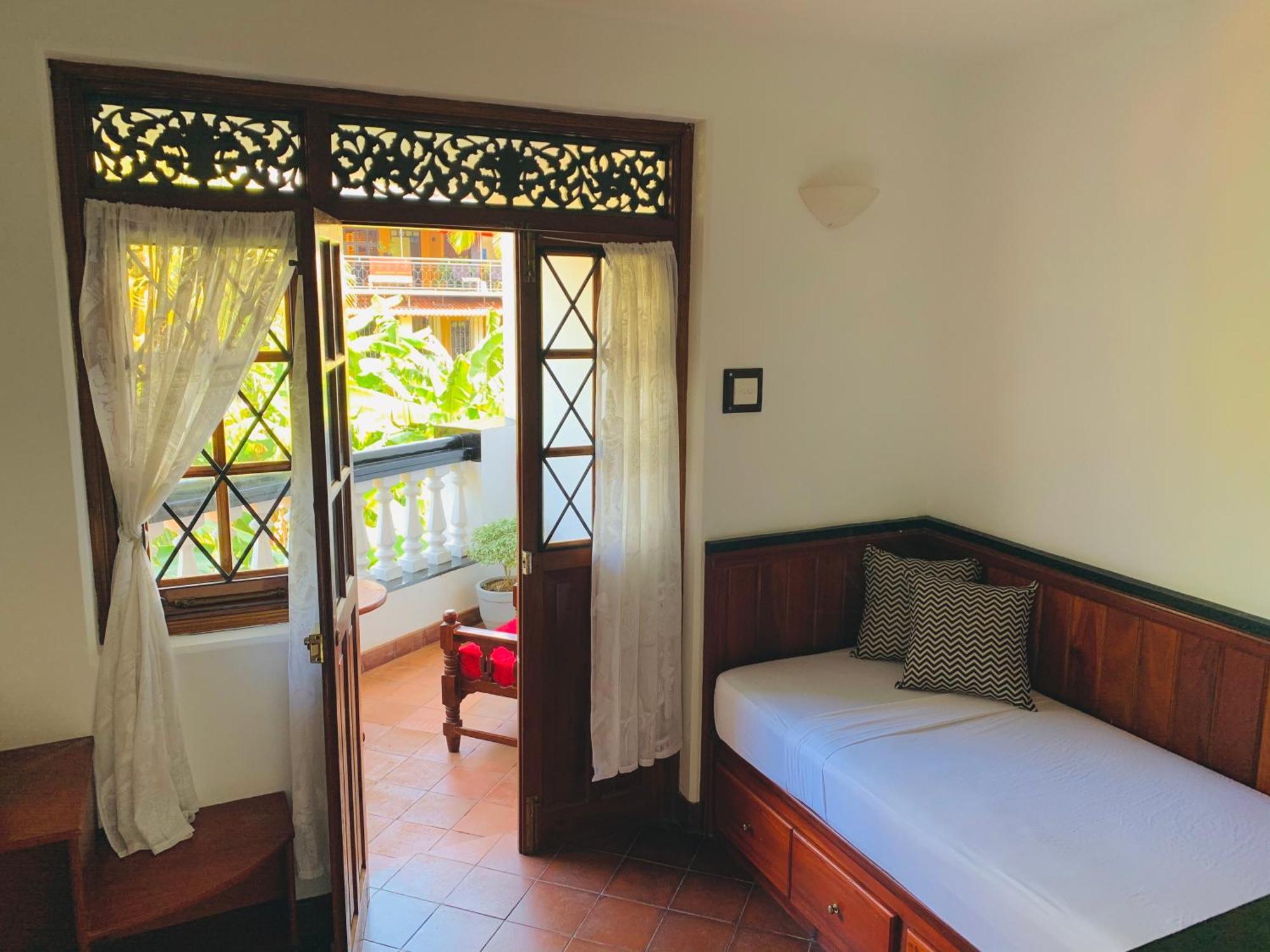 Blue Swan Inn Unawatuna Exterior foto